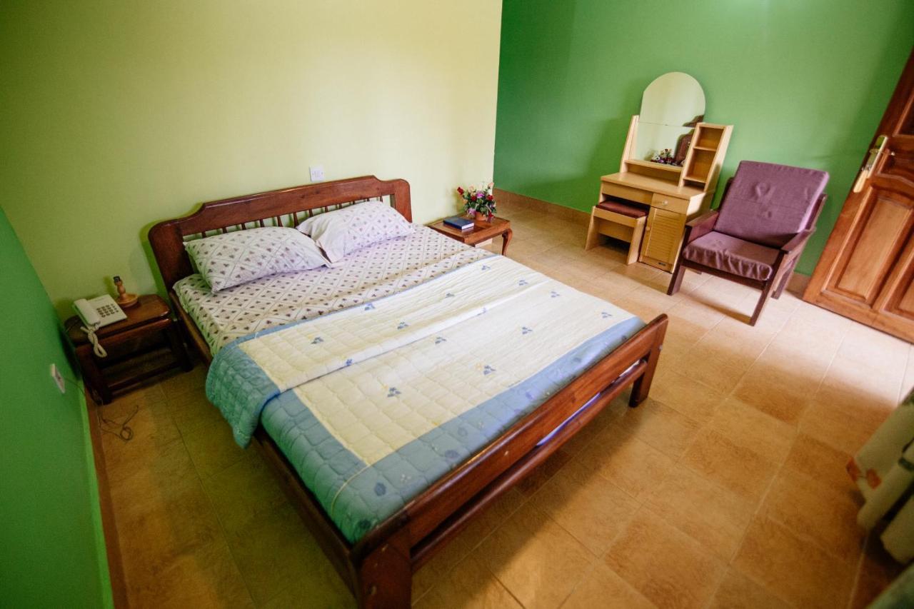 Bunyonyi Overland Resort Kabale Extérieur photo