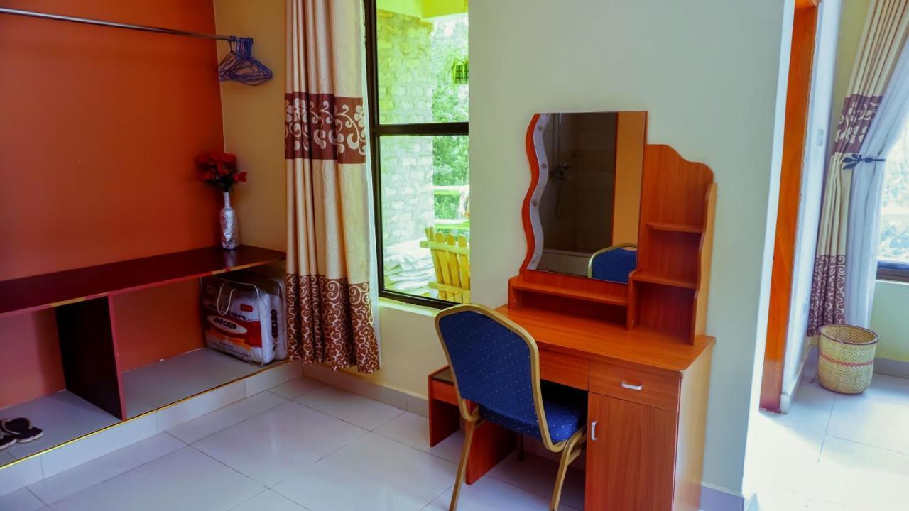 Bunyonyi Overland Resort Kabale Extérieur photo